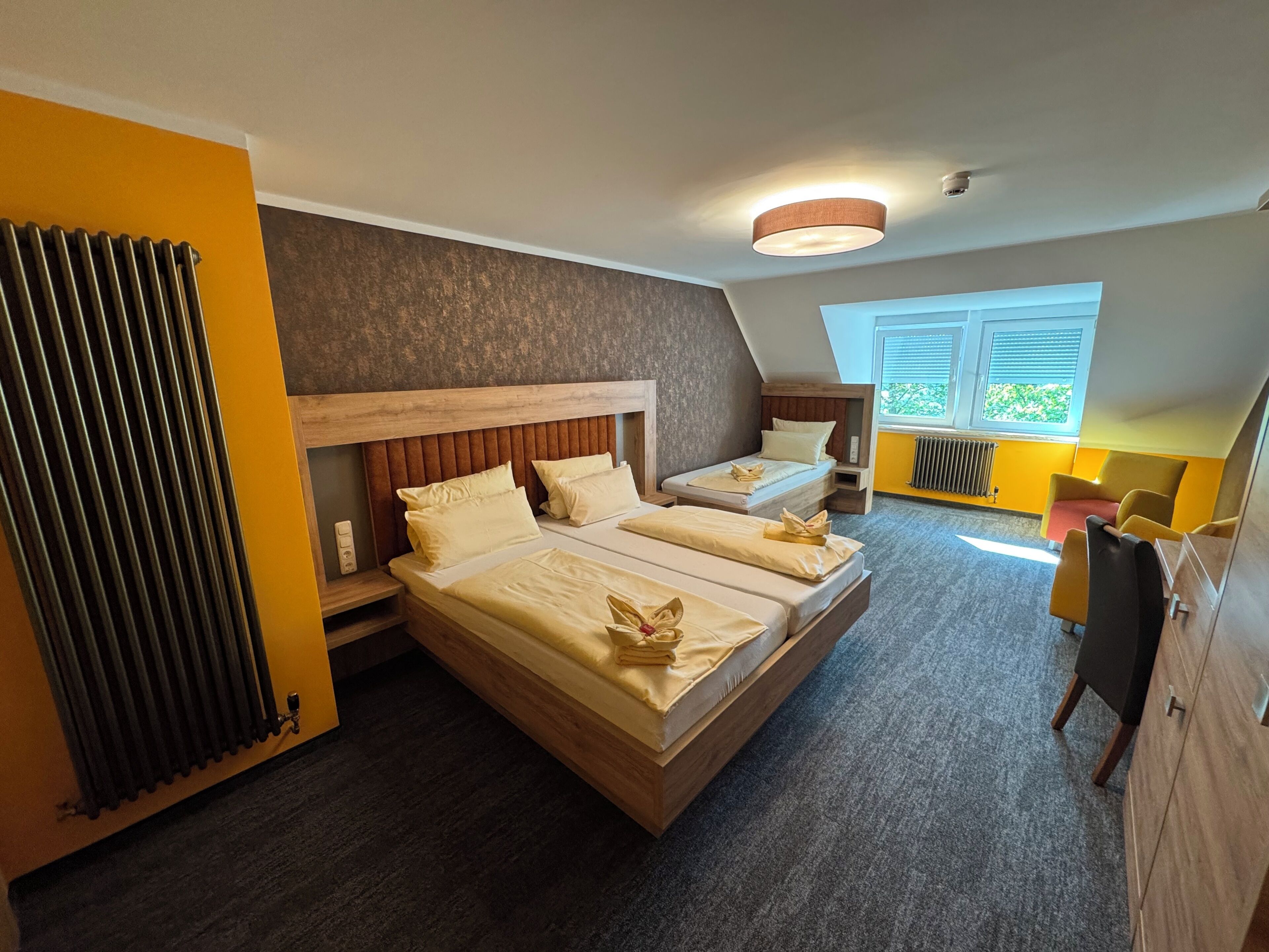 Comfort Triple Room (free public transport ticket)