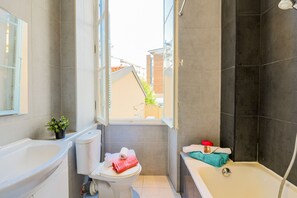 أحواض استحمام، مناشف