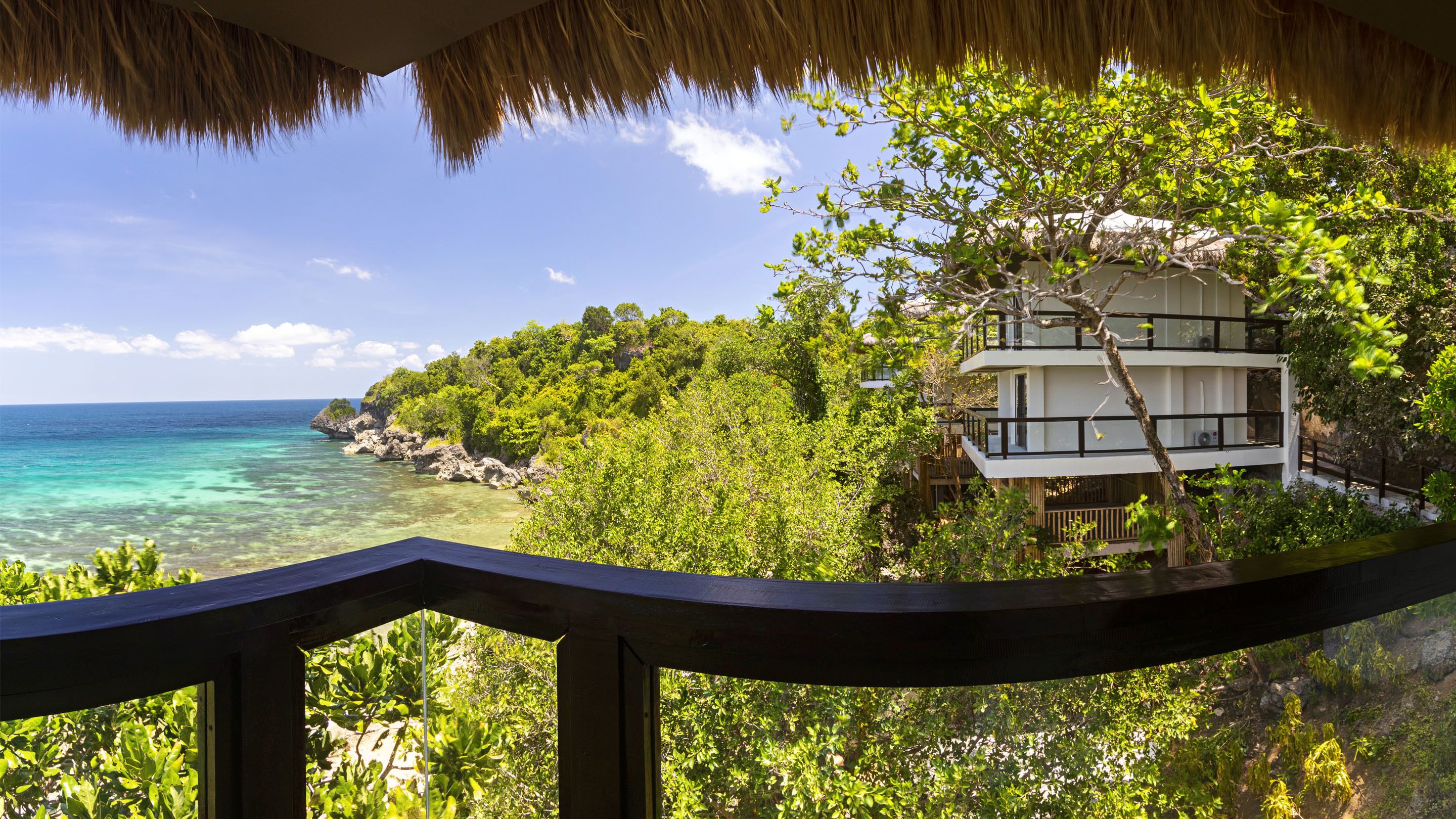Muni-Muni Cliff Villa | Balcony