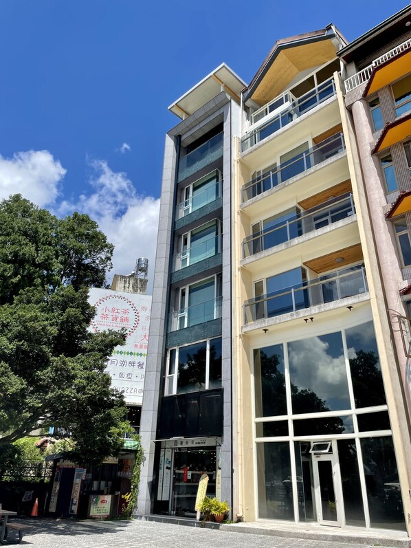 Exterior - Ming Hu B&B (No elevator) (Yuchi)