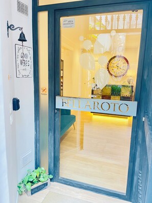 Property entrance - Bellaroto Suite & Spa - Charming Boutique Rooms (Palermo)