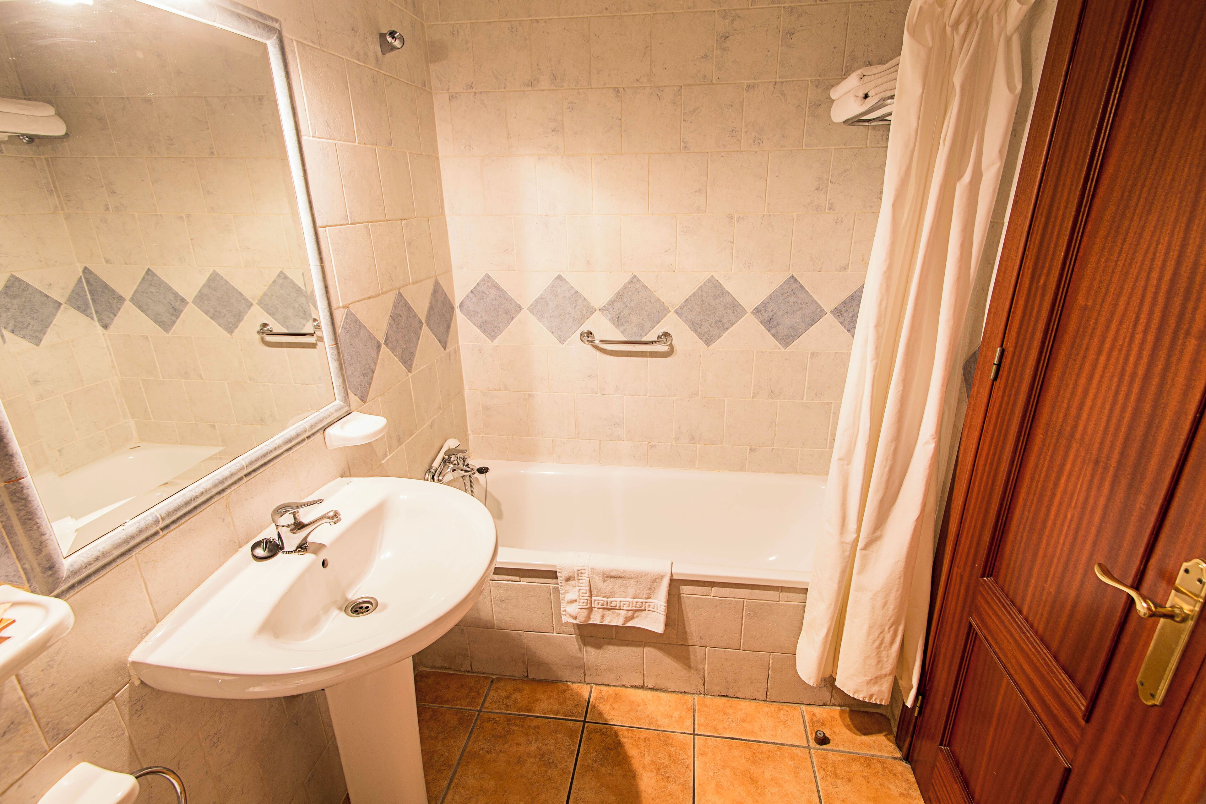 Photo - Hostal Marissal by Dorobe