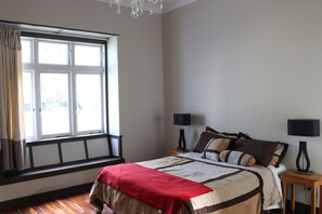 Classic-Haus, 4 Schlafzimmer | 4 Schlafzimmer, Bügeleisen/Bügelbrett, Babybetten, Zustellbetten