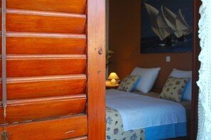 Double Room (5)