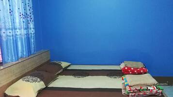 Standard Double Room | Desk, rollaway beds, free WiFi