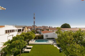 View from room - Dona Graca Lisbon Apartments (Lisbon)