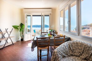 Dining - LE BELVEDERE AP1059 by RIVIERA HOLIDAY HOMES (Villefranche-sur-Mer)