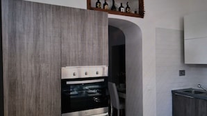 Apartment, 2 Bedrooms | Private kitchen | Coffee/tea maker, microwave, oven, stovetop - Stairway to Heaven (Rome)