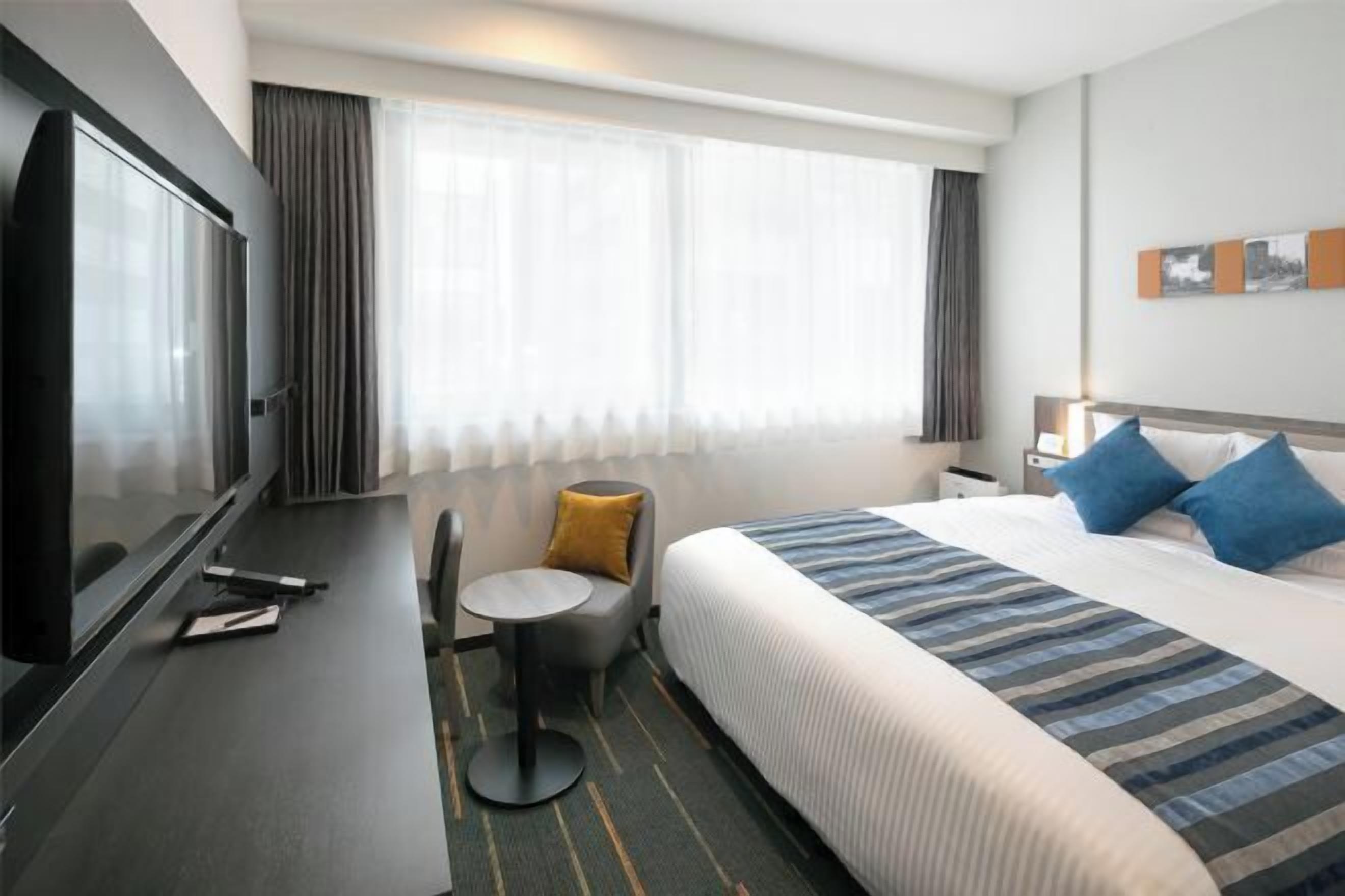 In-room safe, desk, blackout drapes, free WiFi