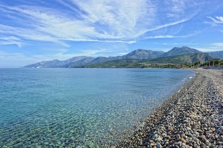 Beach nearby. Hôtel Les Galets