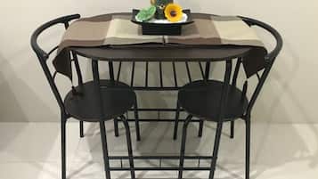 Estudio | Servicio a la habitación