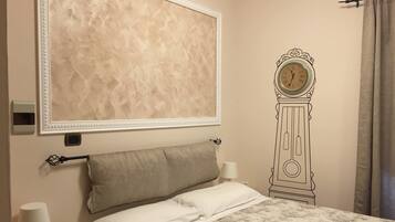 ميني بار ومكتب وواي فاي مجانًا