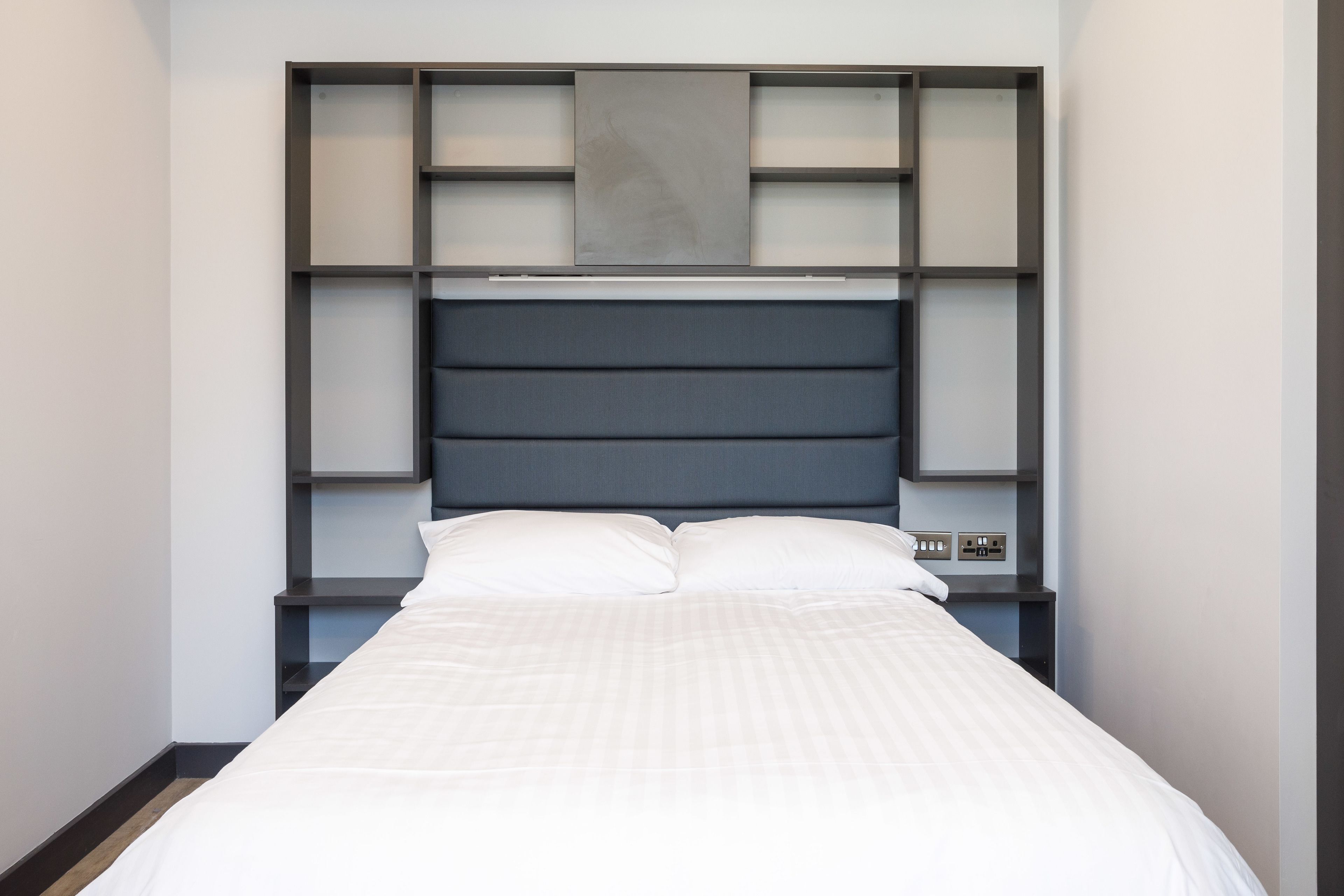 Foto - Destiny Student - New Mill