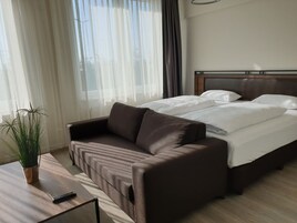 1 bedroom, premium bedding, in-room safe, blackout drapes