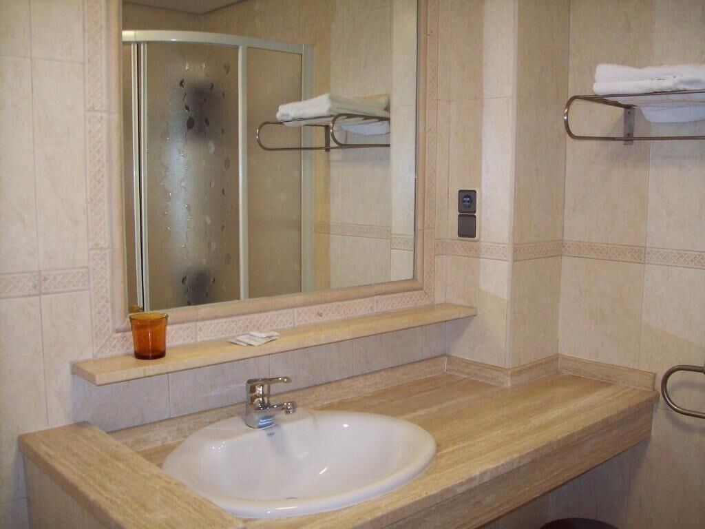 Studio (Triple) | Badezimmer