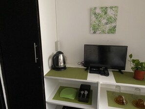 Deluxe-værelse med 2 enkeltsenge | Skrivebord, gratis Wi-Fi, sengetøj