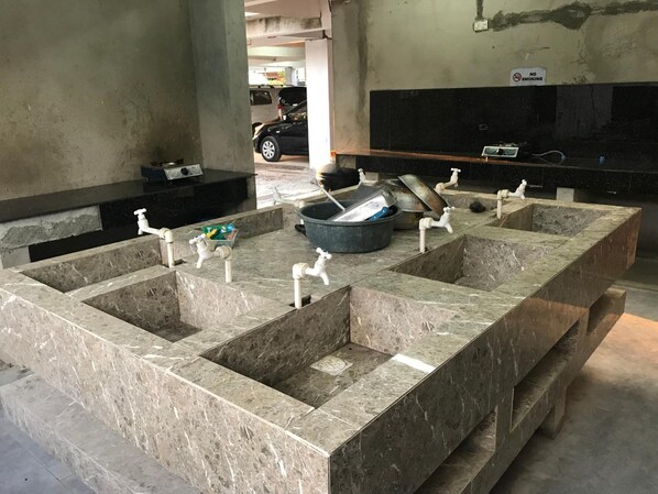 กาต้มน้ำไฟฟ้า