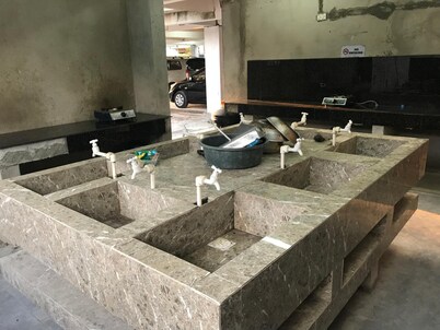 Seabreeze Beach Lodge