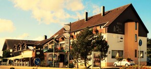Front of property - Land Gut Hotel Zum Alten Forsthaus (Huertgenwald)