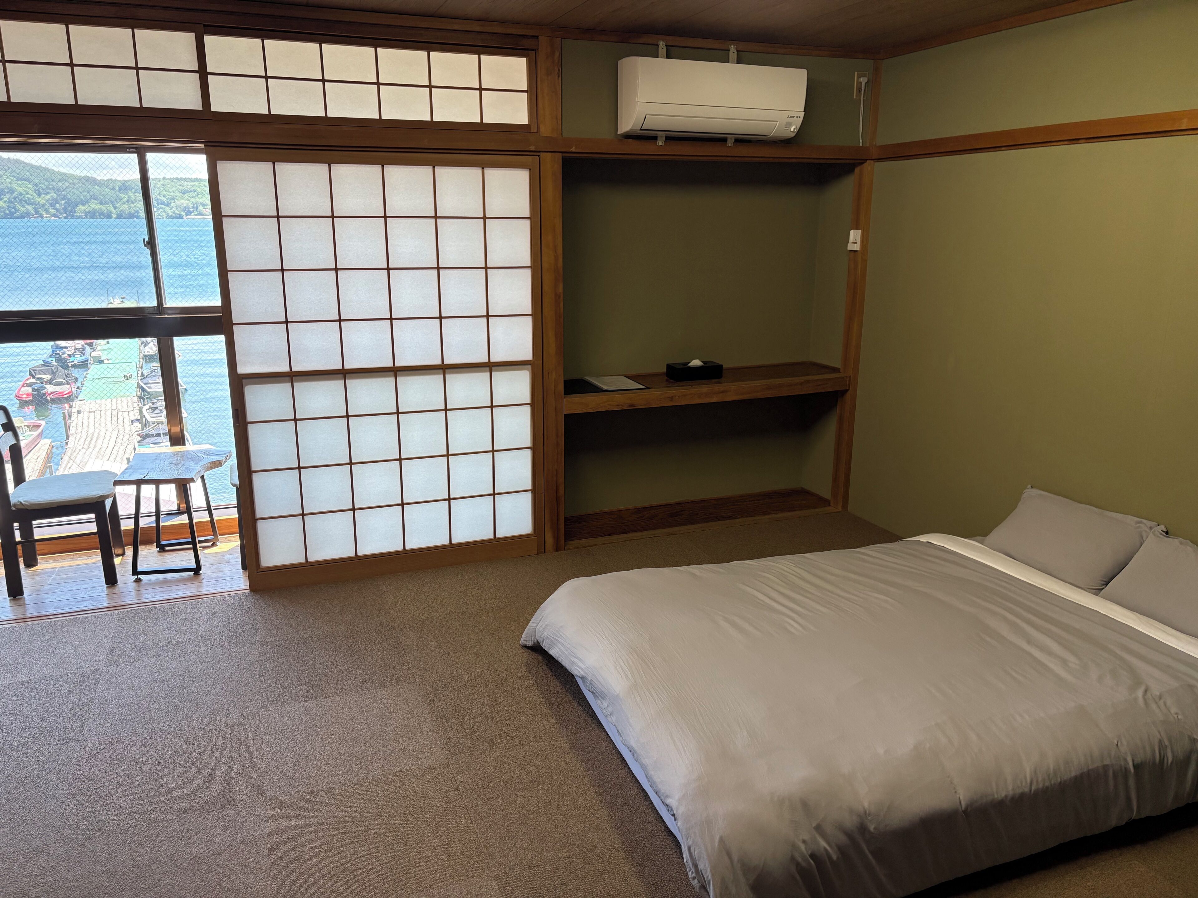 Premium Room 1 Double bed, Non Smoking, Lake View | Individually decorated, free WiFi, bed sheets
