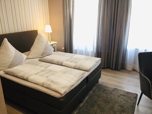 Double Room | In-room safe, free WiFi, bed sheets