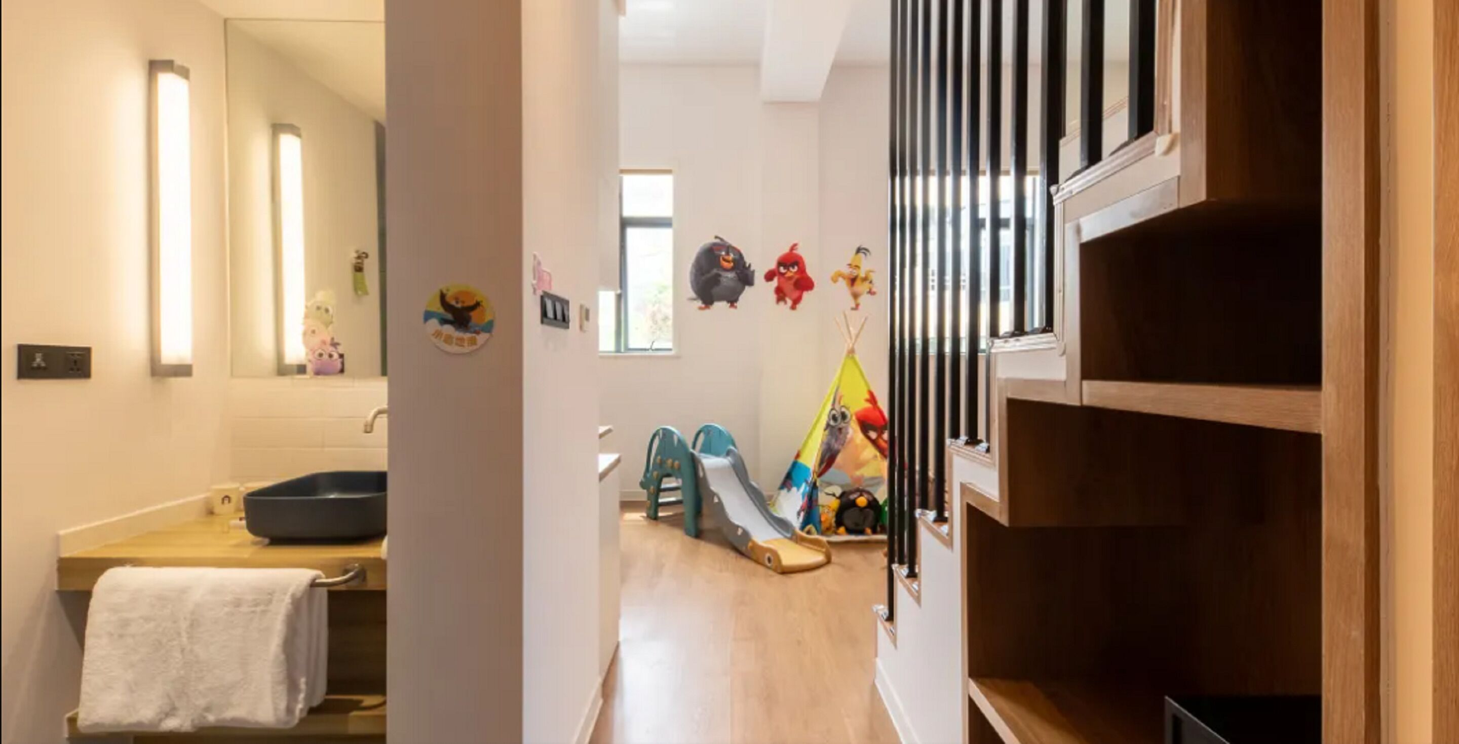 deluxe loft, 2 queen beds | egyptian cotton sheets, premium bedding, in-room safe