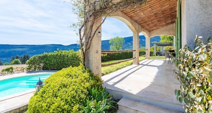 VILLA ROCHE GRISE VI3010 by RIVIERA HOLIDAY HOMES