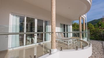 Family Villa, 1 Bedroom | Balcony