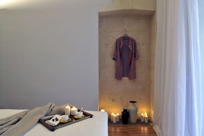 Deluxe Suite | Free minibar, in-room safe, soundproofing, free WiFi - Lidia Chambres D'hotes (Matera)