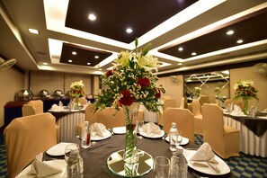 Banquet hall - Hotel Surya Plaza (Kota)