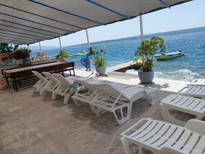 Terrace/patio - Holiday House with Private Terrace. High speed Wi-Fi Internet. (Maslenica Jasenice)
