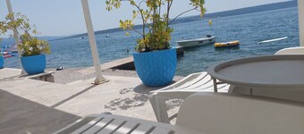 Holiday House with Private Terrace. High speed Wi-Fi Internet.