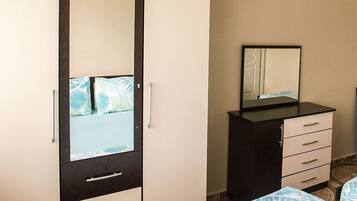 Standard Room | Desk, iron/ironing board, free WiFi