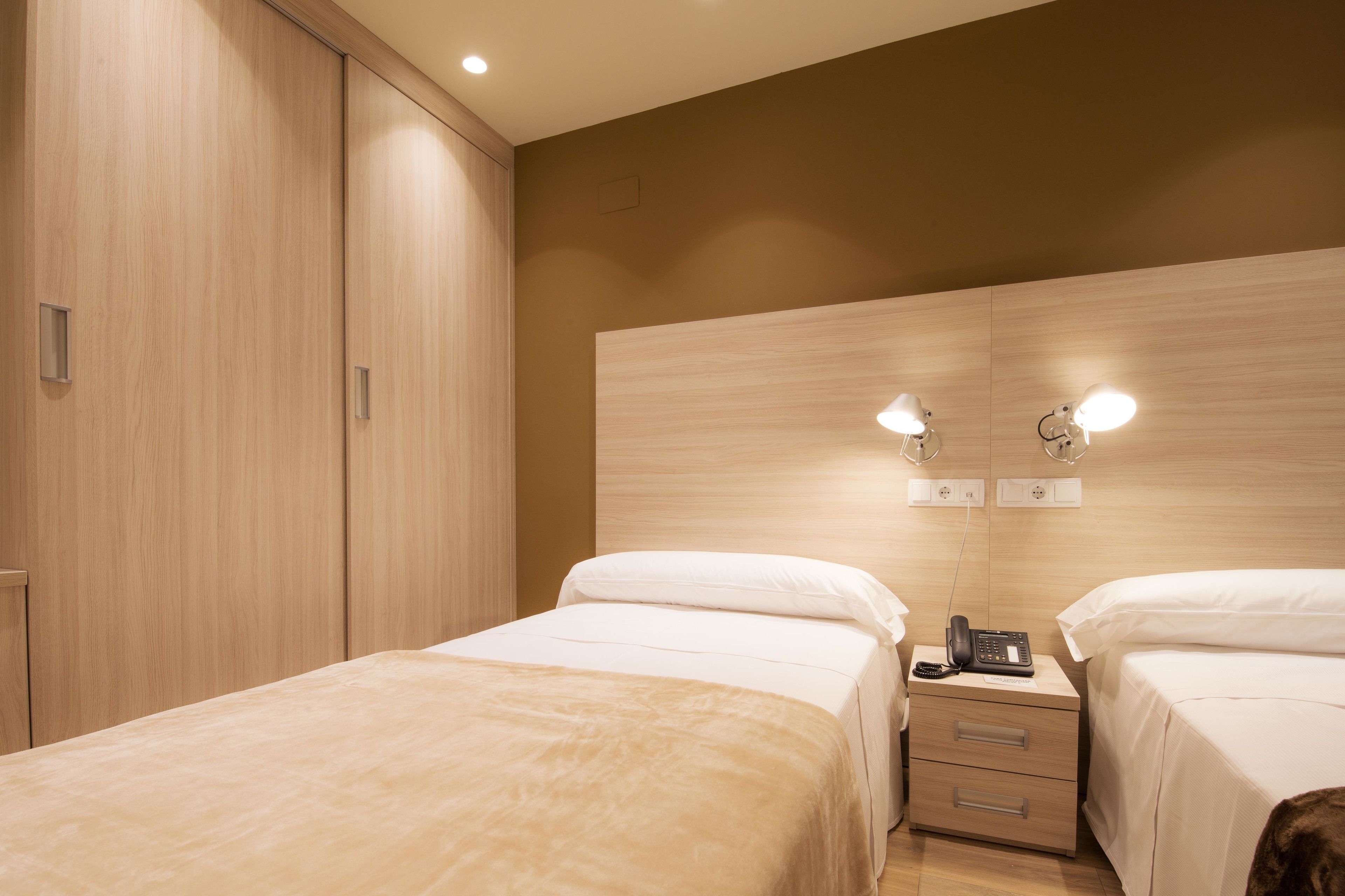 double room | 18 bedrooms, egyptian cotton sheets, premium bedding