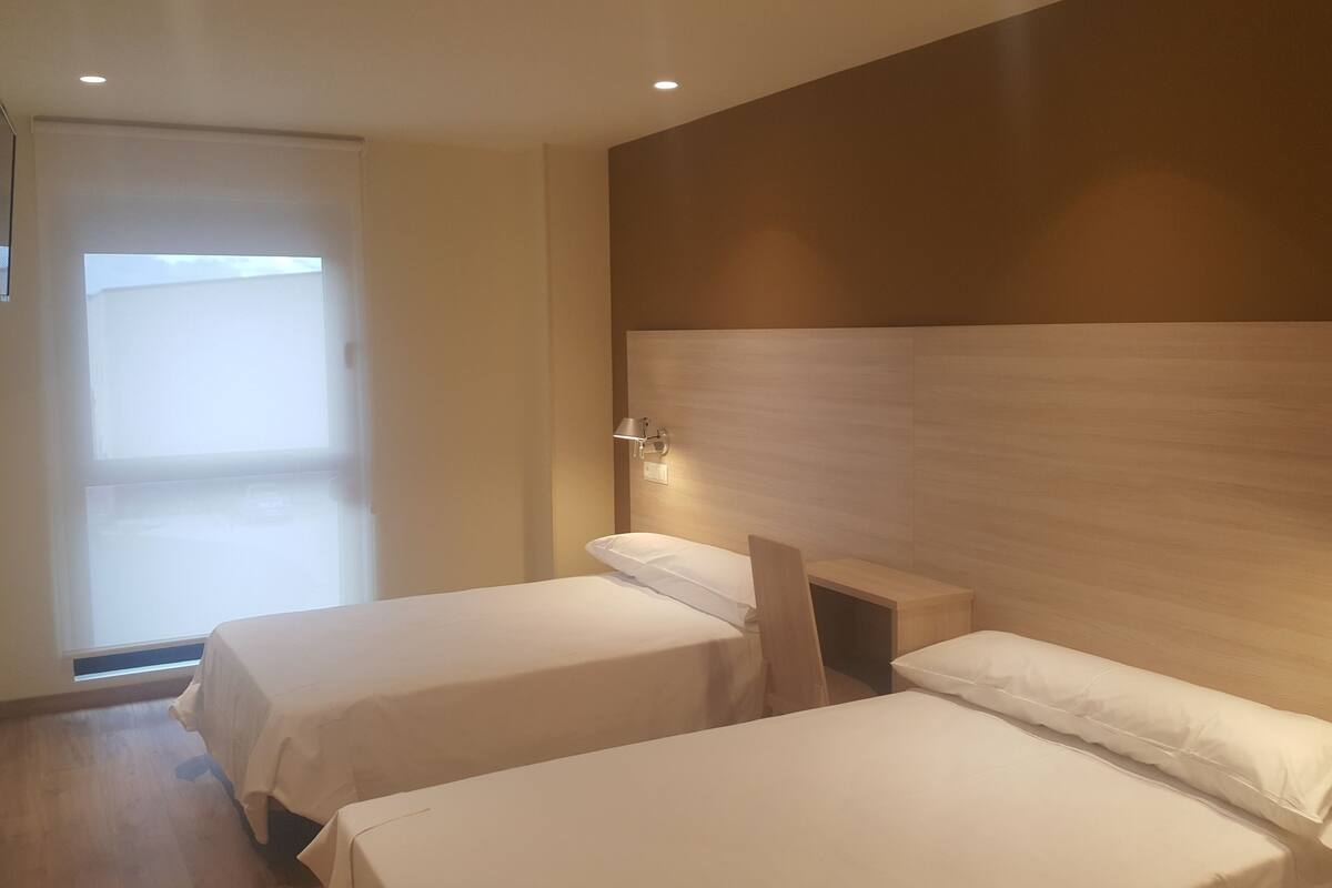 double room | 18 bedrooms, egyptian cotton sheets, premium bedding