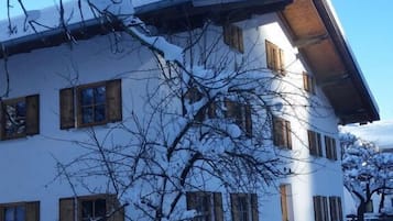 Bagian depan properti