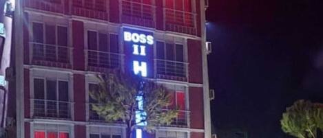 Fachada da propriedade