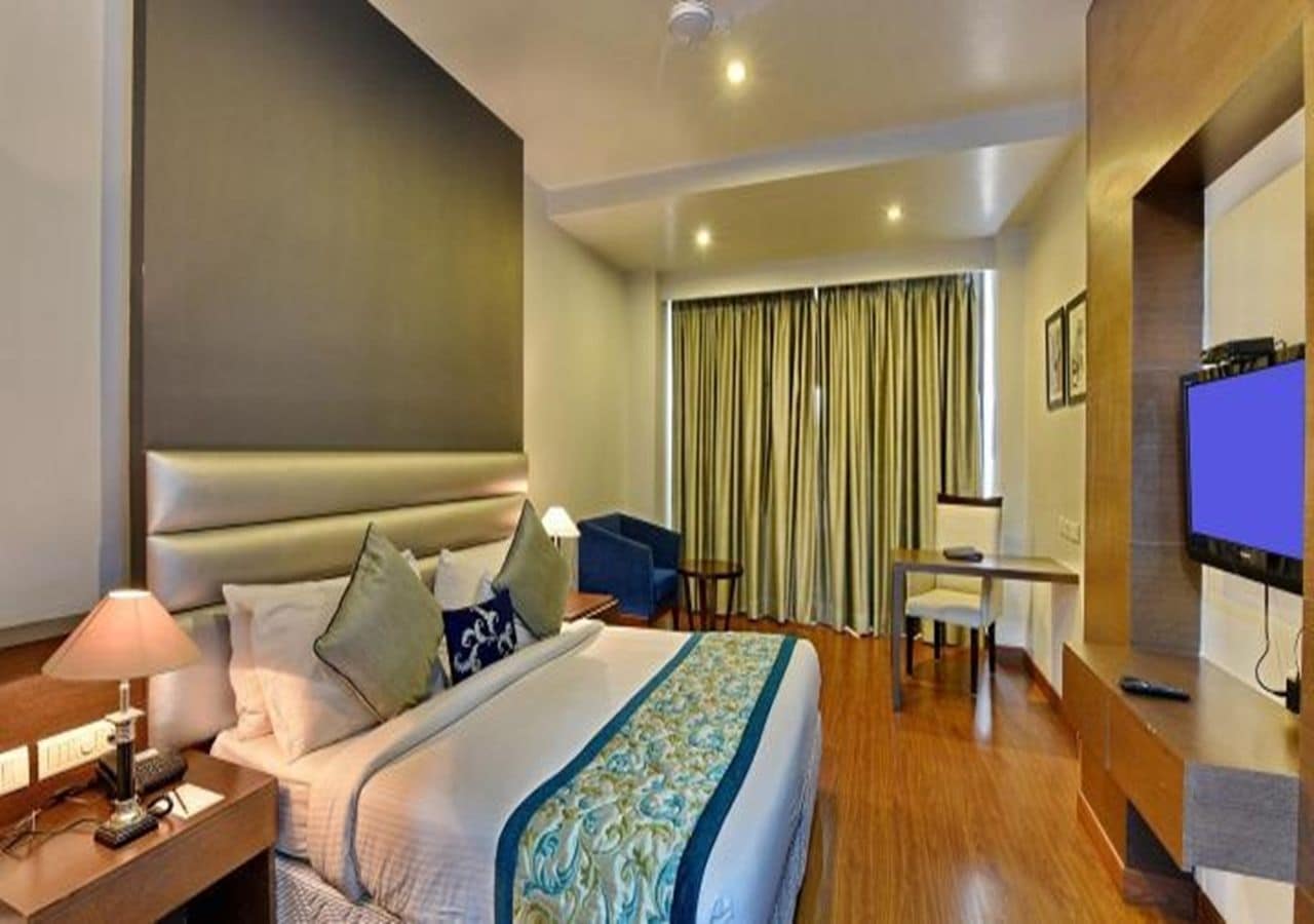 Executive-rum - 1 dubbelsäng | Minibar, skrivbord och gratis wi-fi