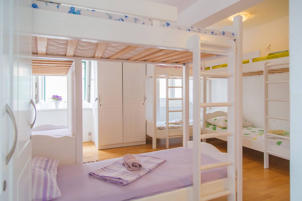 Shared Dormitory (4 Bed)
