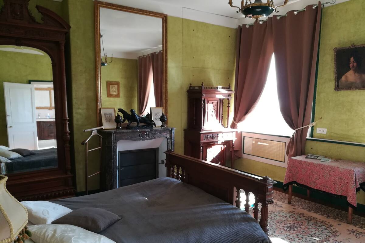 Premium Double Room, Ensuite, Garden View