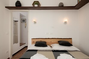 Apartment, 1 Bedroom | 1 bedroom, premium bedding, desk, iron/ironing board