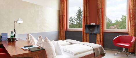 Basic-dobbeltværelse | Skrivebord, lydisolering, strygejern/strygebræt, gratis Wi-Fi