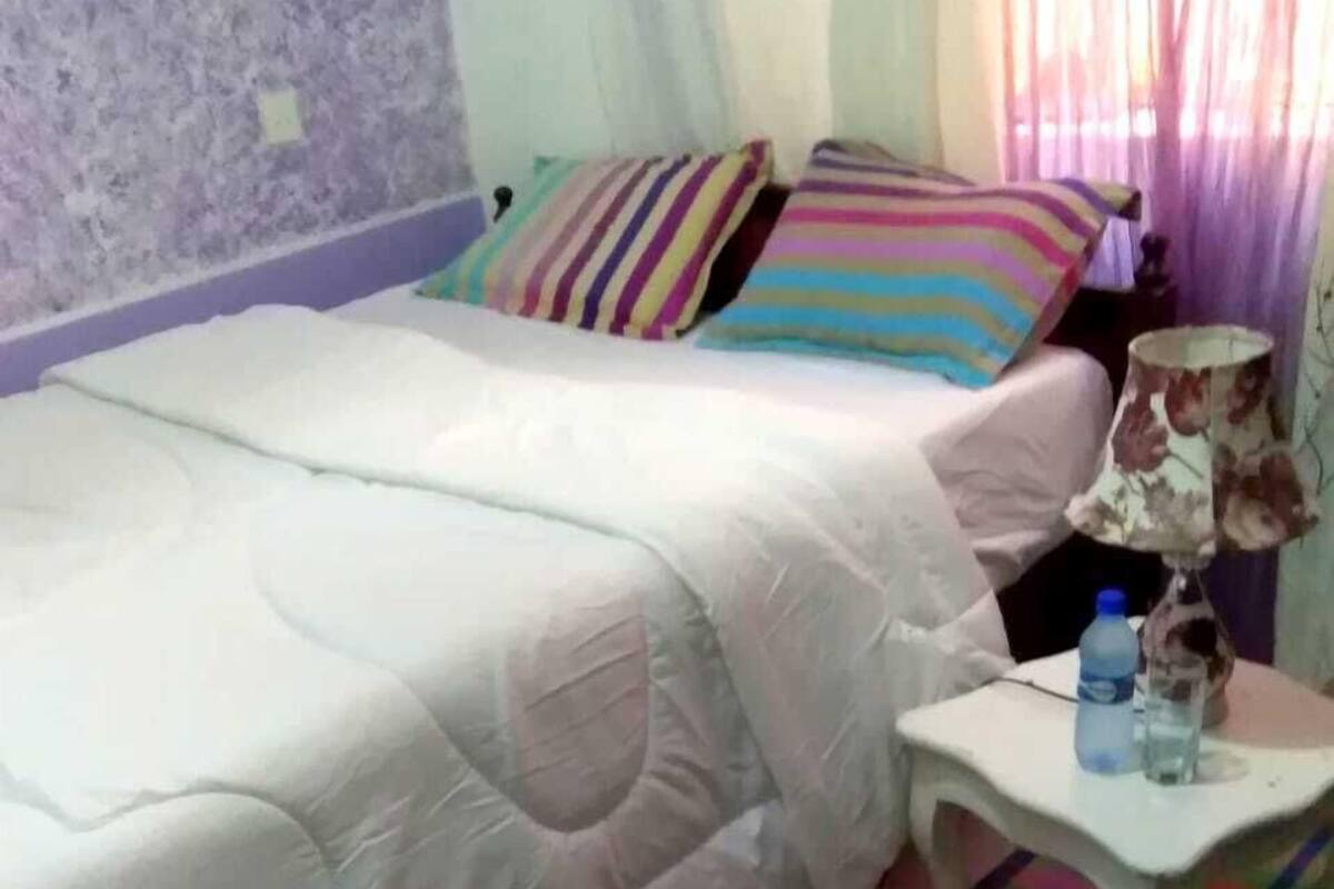 Basic Room, 1 Double Bed | Blackout drapes, iron/ironing board, cribs (free), WiFi (free)