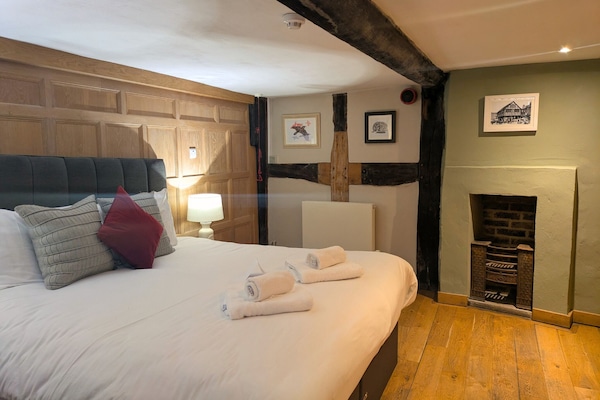 Chambre Deluxe Double ou avec lits jumeaux, 1 trĂšs grand lit