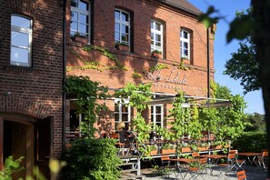 Property entrance - Alte Schule Hotel (Reichenwalde)