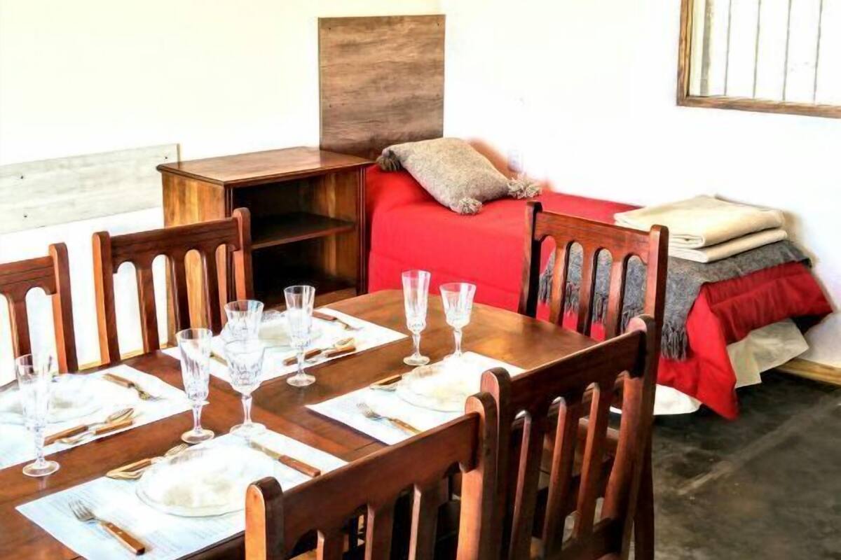 小屋 (La Escondida) | 客房內保險箱、書桌、隔音、熨斗/熨衣板