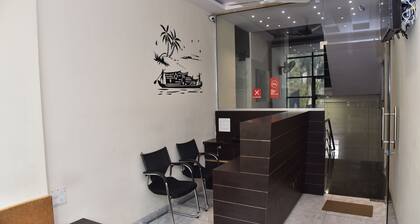 Hotel Royal Front Residency