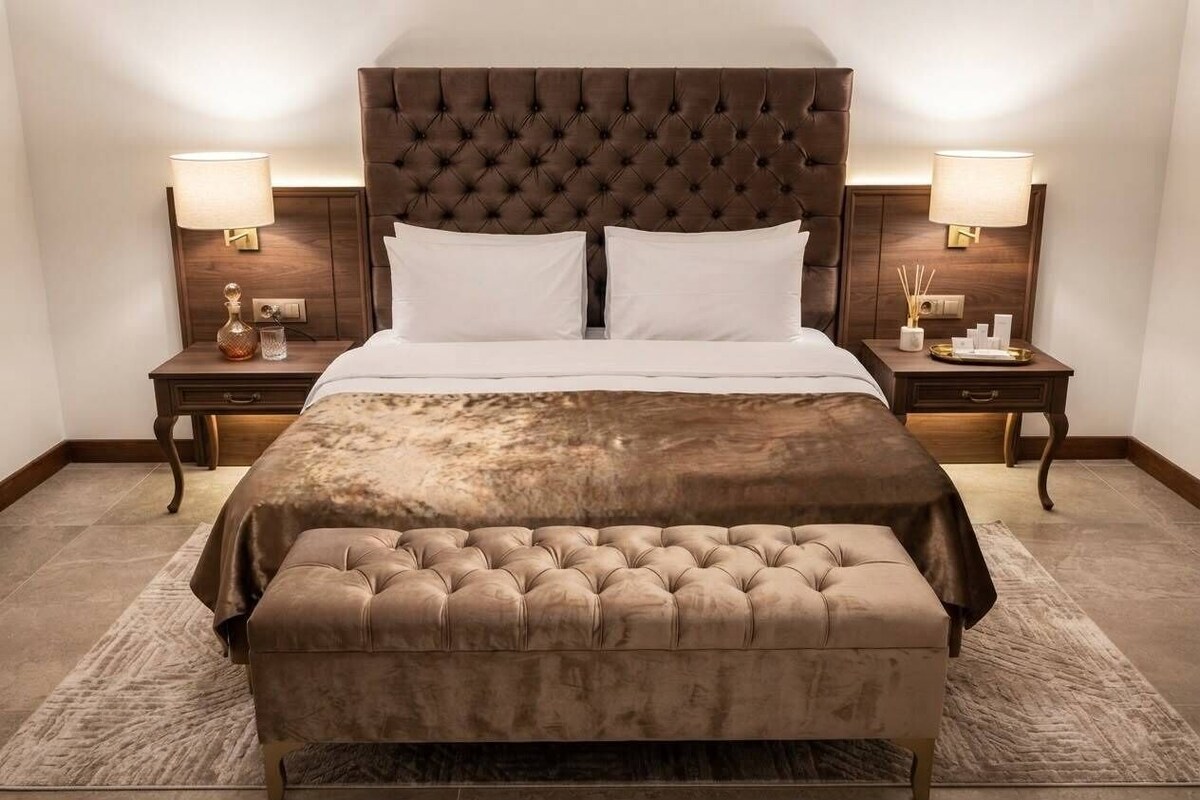 Standard Double Room, 1 King Bed | Premium bedding, pillowtop beds, minibar, in-room safe