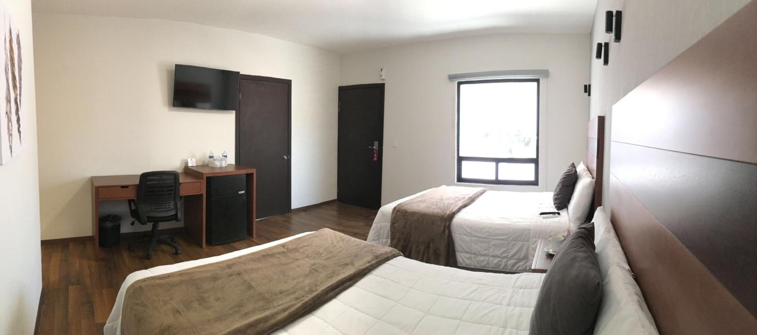 desk, soundproofing, iron/ironing board, free wifi