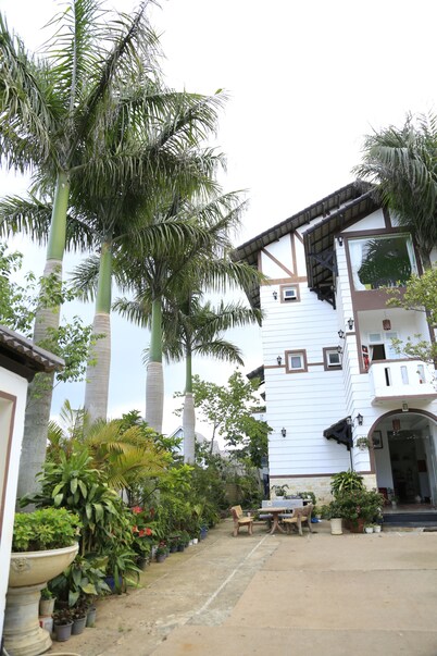 Hoai Huong Homestay